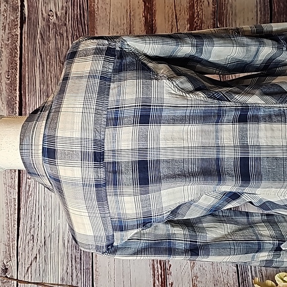 NEW STYLE & CO BLUE PLAID LONG ROLL TAB SLEEVE BUTTON-UP SHIRT - Picture 9 of 16